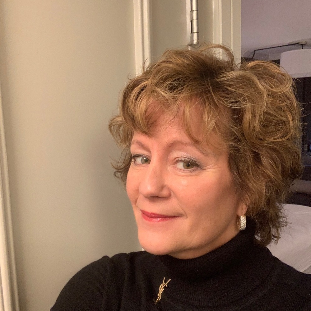 Meet your Posher, Cary